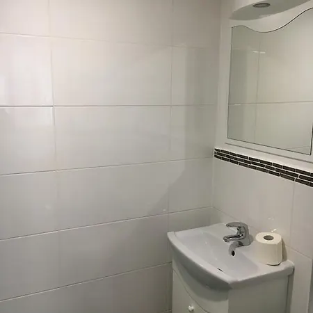 Konukevi Haus Baron 2 Friedrichsfeld 3*